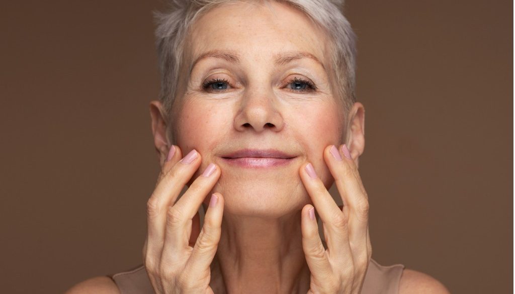 Pixie, Short Hair Cut on beautiful Mature lady